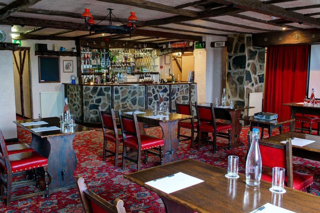 The Old White Lion Herberg