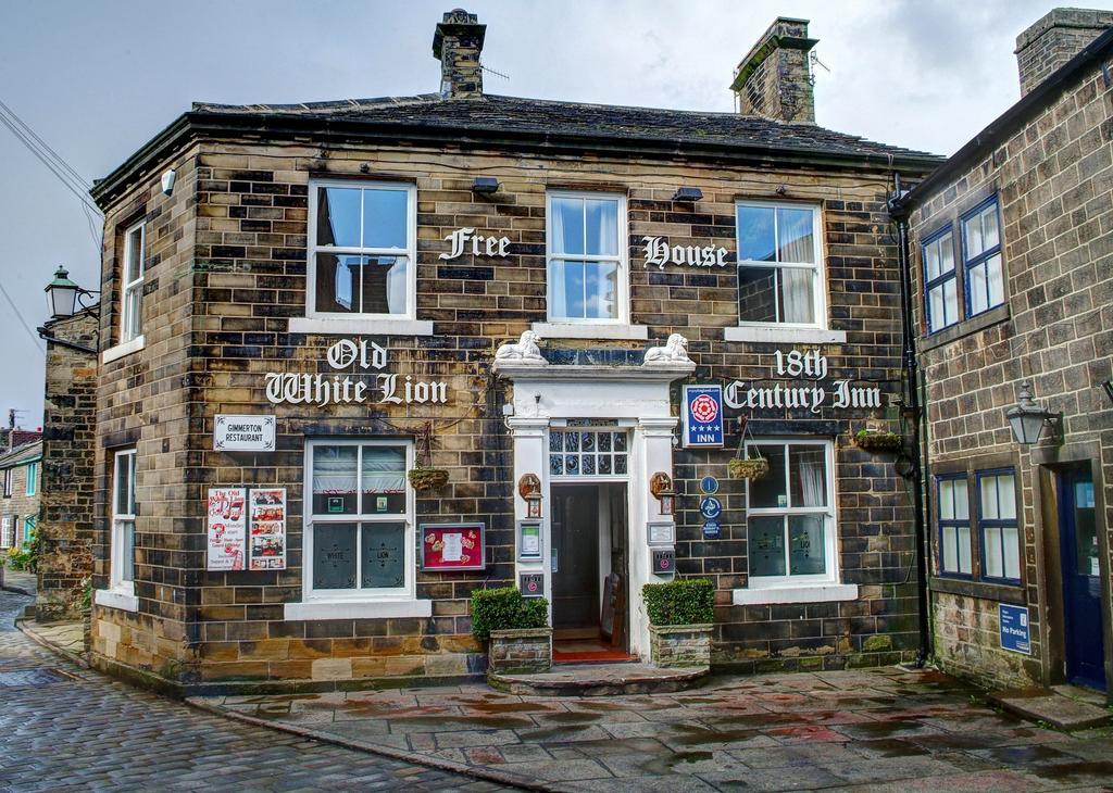 The Old White Lion Herberg 4*