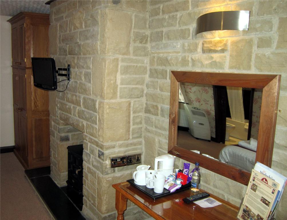 The Old White Lion Herberg Haworth